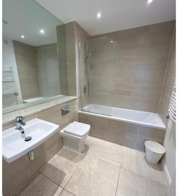 Apartment Ormeau Road Stylish Double Bedroom Luxury *